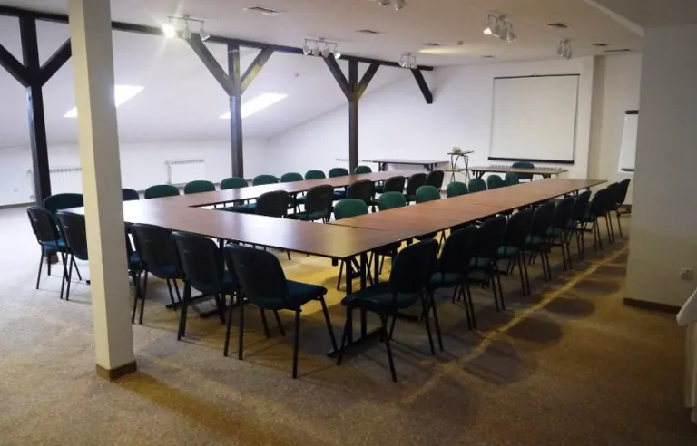 Centrum Konferencyjno-Apartamentowe Mrówka - photo 1