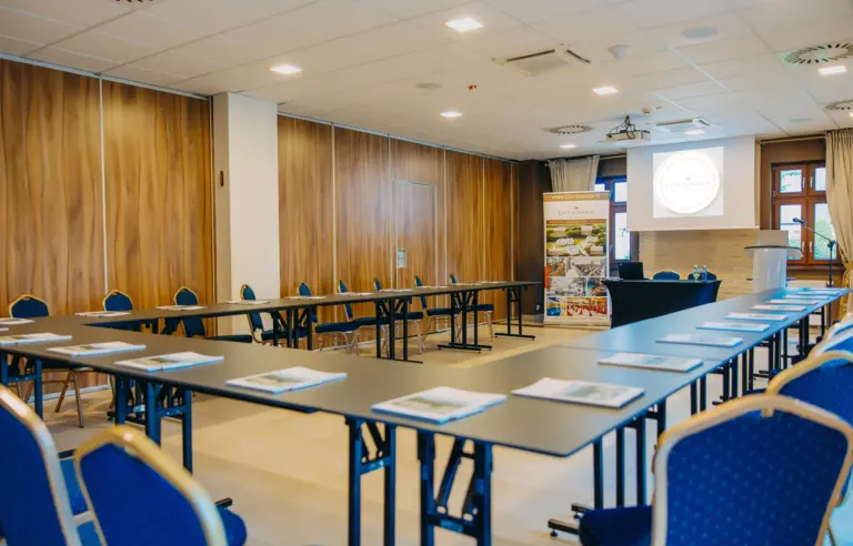 Sala Złota - podkowa