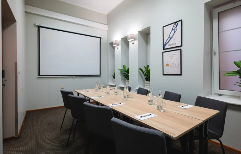 Hotel Focus Szczecin - zdjęcie 1