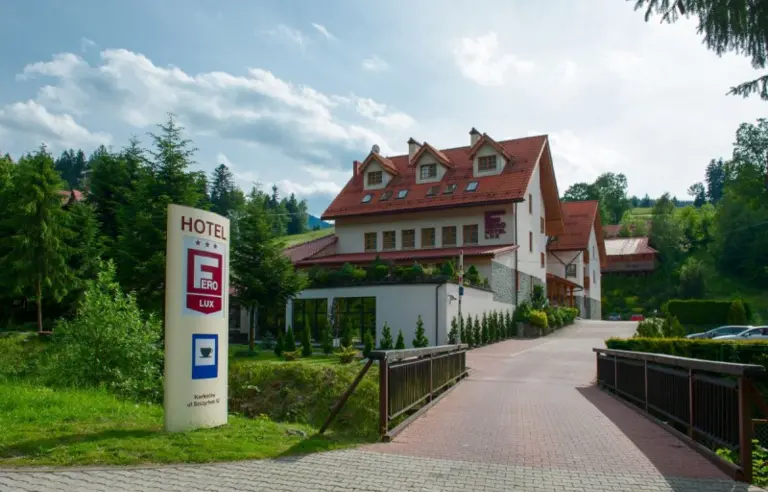 Hotel Fero Lux Korbielów - zdjęcie 1