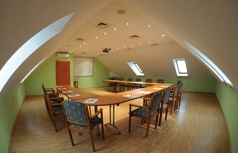 Hotel Olesno - zdjęcie 1