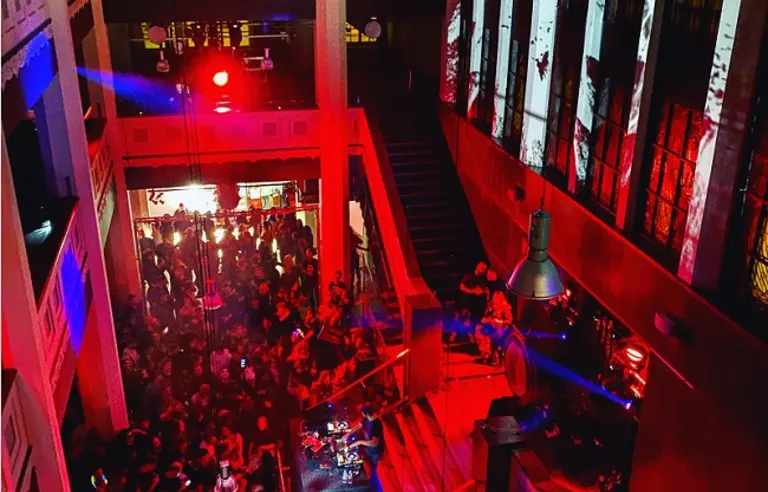 Dom Towarowy Bracia Jabłkowscy - photo 1