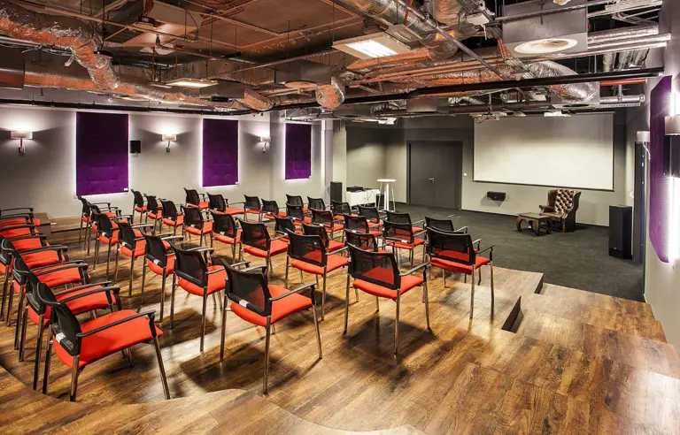 BeIN Offices powered by BiznesHub - PGE Narodowy - OBIEKT ZAMKNIĘTY - zdjęcie 1