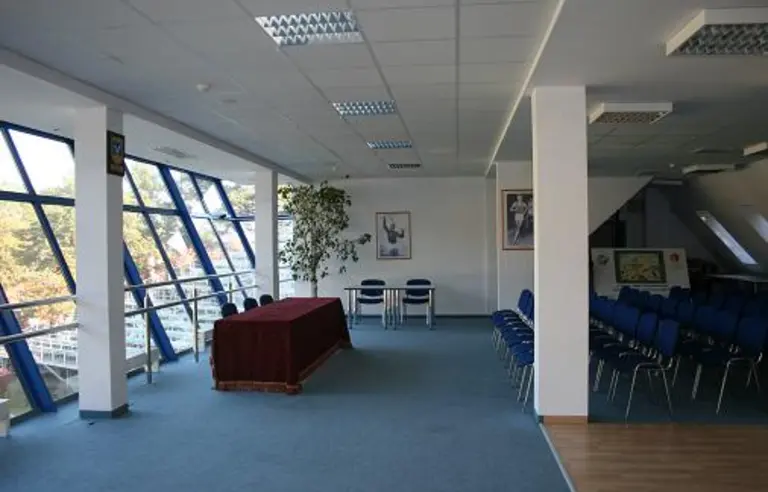 Hotel Stadion Leśny - photo 1