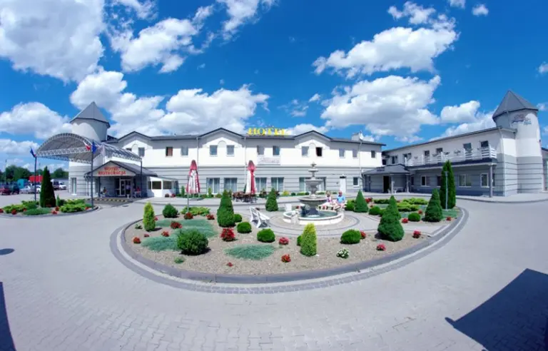 Hotel Gloria - zdjęcie 1