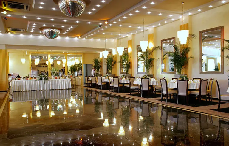 Hotel Iskierka Busines&Spa - photo 1