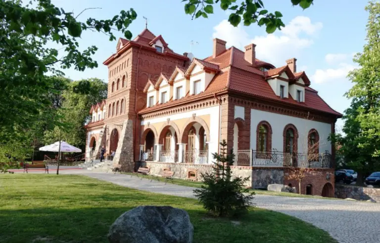 Hotel Dwór Mystkowo Baboszewo pałac