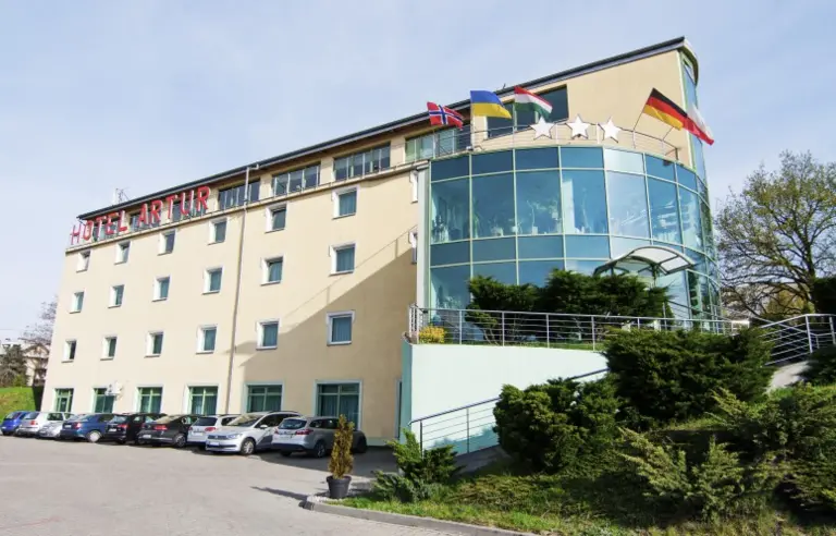 Hotel Artur - zdjęcie 1