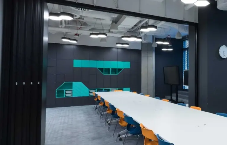 Centralny Dom Technologii - zdjęcie 1