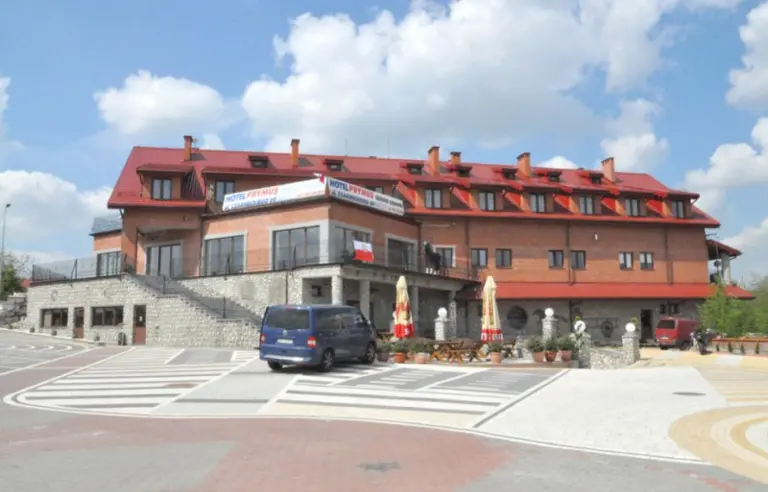 Hotel Prymus - photo 1