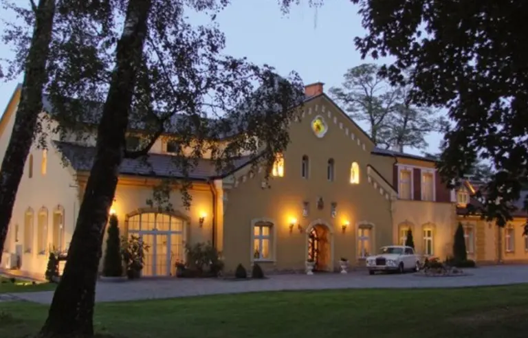 Zespół Pałacowo-Parkowy Boratyn - photo 1