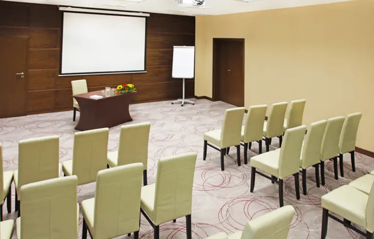 Haston City Hotel - photo 1