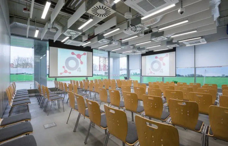 Olivia Business Centre - zdjęcie 1