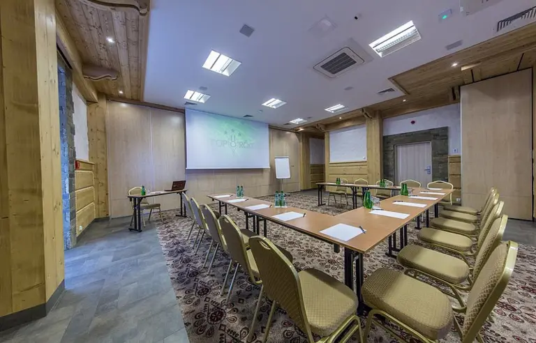 Hotel Toporów - photo 1