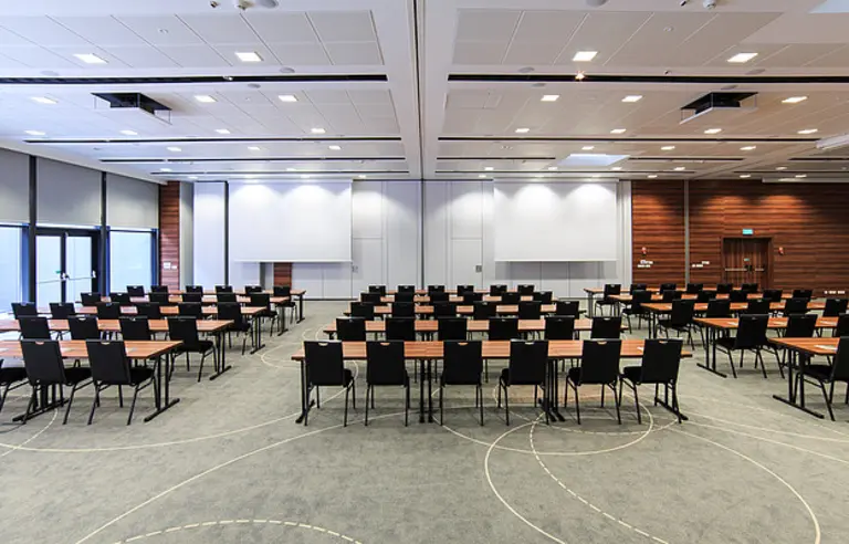 Warsaw Plaza Hotel A+B