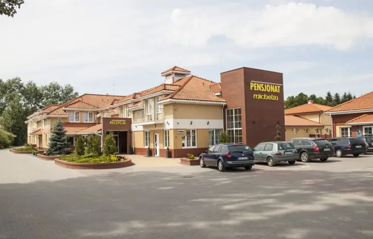 Pensjonat i Klub Jeździecki Michelin - photo 1