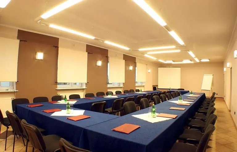 Hotel Szablewski Środa Wielkopolska - zdjęcie 1