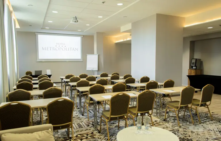 Hotel Metropolitan Rzeszów - photo 1