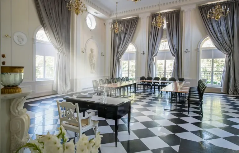 Hotel Pałac Alexandrinum - photo 1