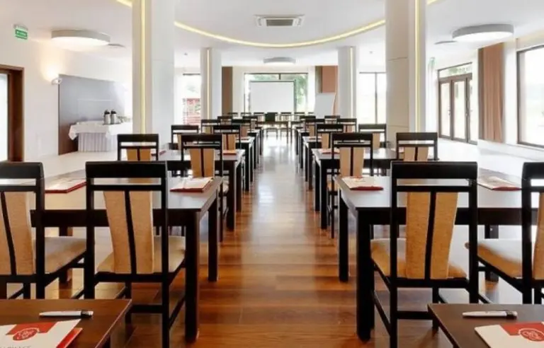 Hotel Luzino - zdjęcie 1