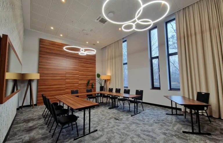 Warsaw Plaza Hotel Sala Trefl