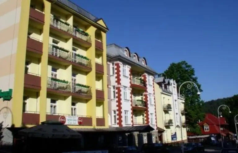 Dom Wypoczynkowo-Leczniczy Jagiellonka - photo 1