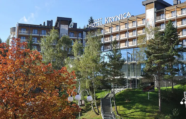 Hotel Krynica - photo 1