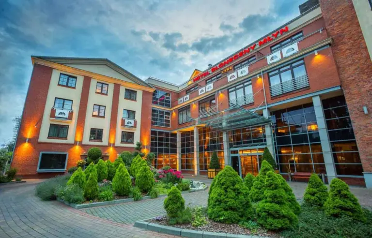 Hotel Słoneczny Młyn Bydgoszcz - zdjęcie 1
