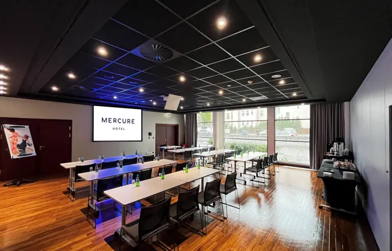 Hotel Mercure Poznań Centrum - photo 1