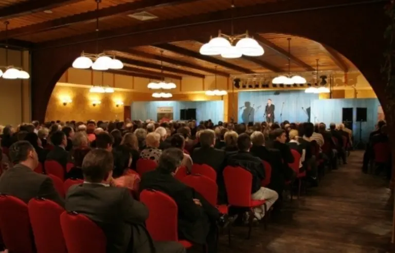 Karczma na Piwnej - Baccara - zdjęcie 1