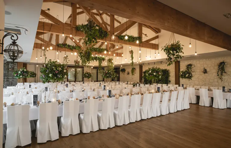 Dwór Bogucin Hotel & Restauracja - zdjęcie 1