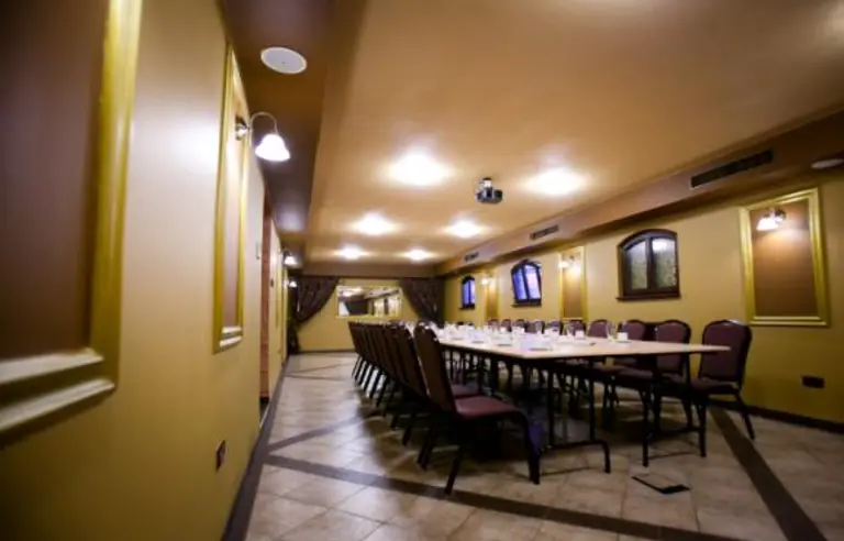 Kompleks Dąbrówka - zdjęcie 1