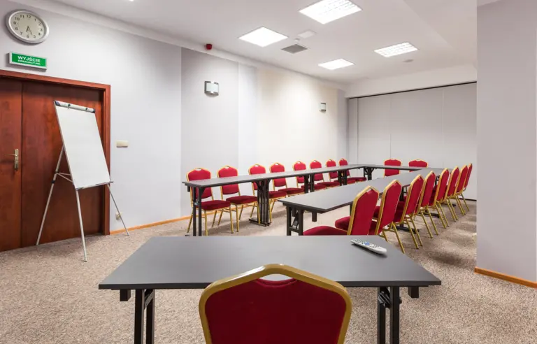 Hotel Przystanek Toruń & Restauracja Lokomotywa - zdjęcie 1