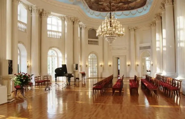 Hotel Zamek w Rydzynie - zdjęcie 1