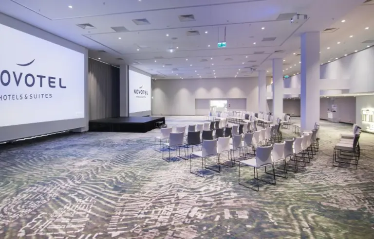 Novotel Poznań Centrum - photo 1