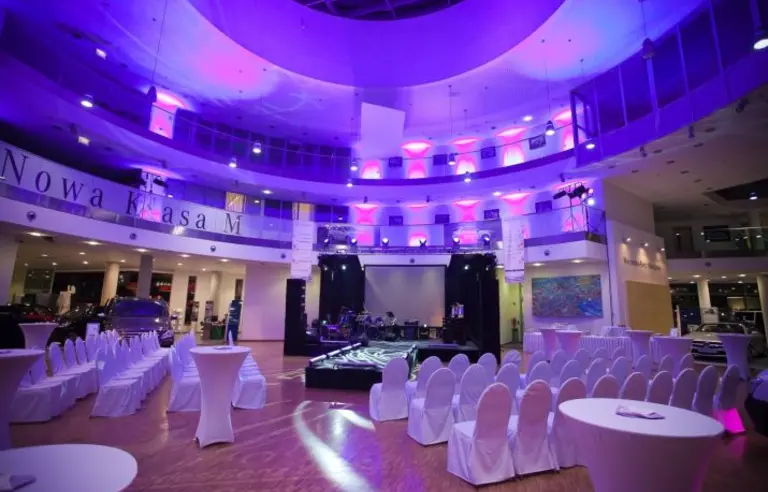 Centrum Konferencyjne Mercedes-Benz - zdjęcie 1