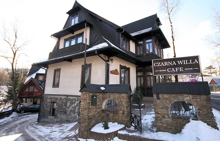 Willa Czarna - zdjęcie 1