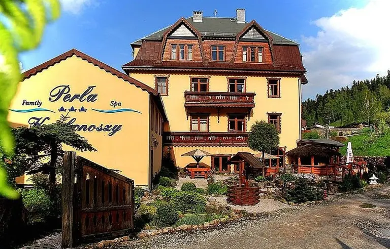 Pensjonat Perła Karkonoszy - zdjęcie 1