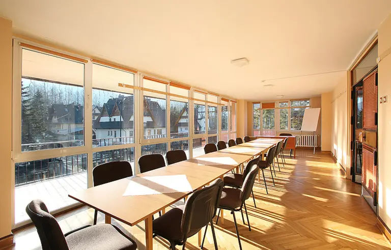 Hotel PRL - OBIEKT ZAMKNIĘTY - zdjęcie 1