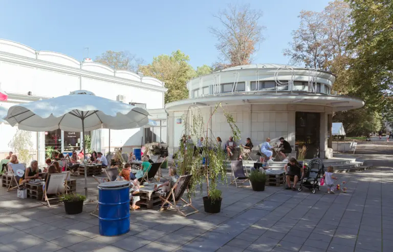Kino Iluzjon - zdjęcie 1