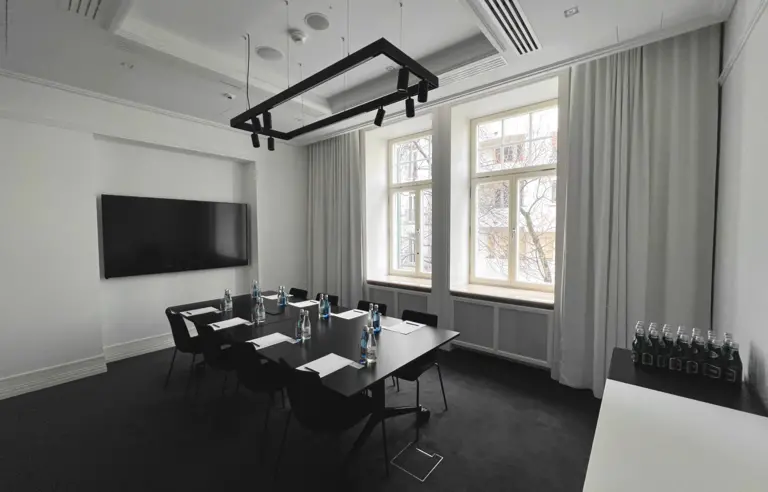 Umi - Boardroom