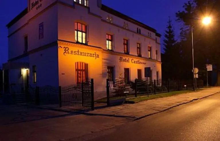 Hotel Castle - zdjęcie 1