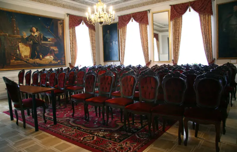 Pałac Ossolińskich - OBIEKT ZAMKNIĘTY - zdjęcie 1