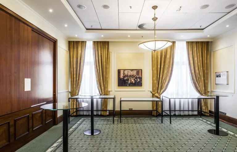 Polonia Palace Hotel - photo 1