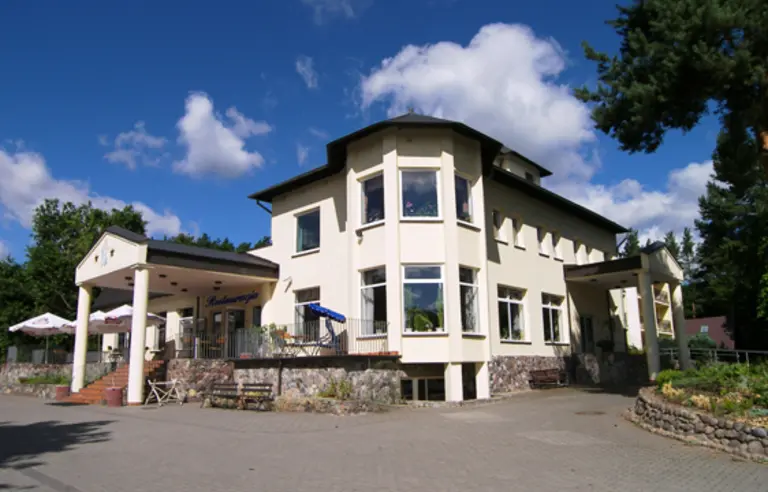 Hotel i Restauracja Wodnik - zdjęcie 1