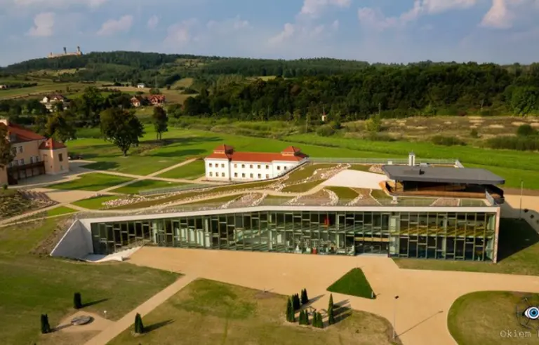 Regionalne Centrum Naukowo-Technologiczne - zdjęcie 1