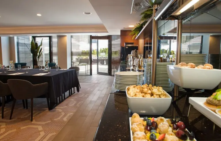 DoubleTree by Hilton Hotel & Conference Centre Warsaw - photo 1