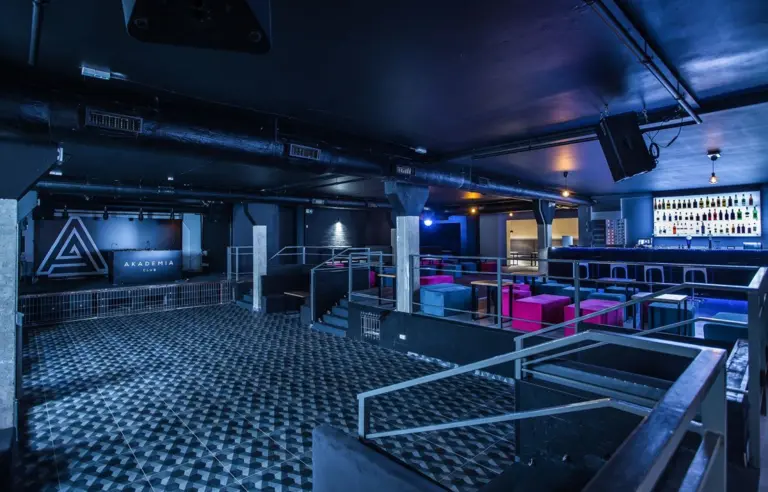 Akademia Club - OBIEKT ZAMKNIĘTY - zdjęcie 1