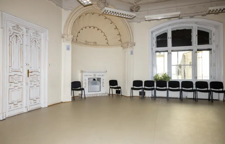 Sale Fundacji Niezłamna Ukraina - zdjęcie 1