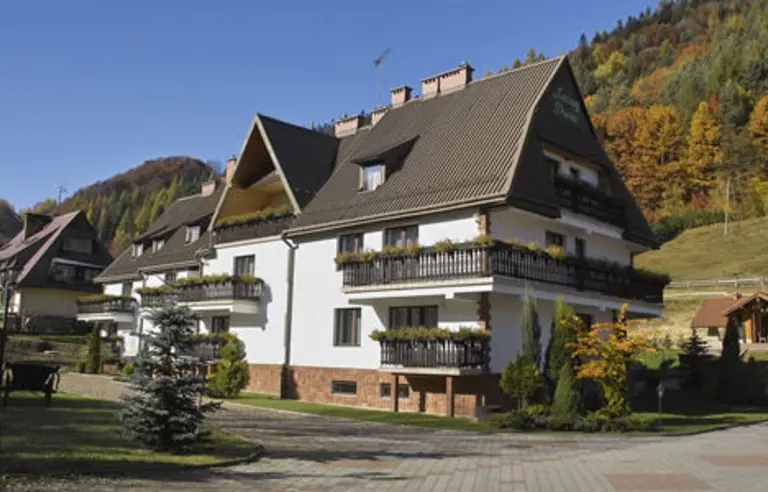 Rezydencja Leśny Dwór - photo 1